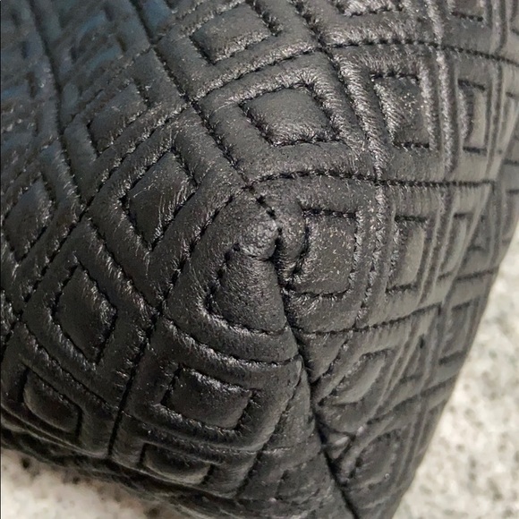 ❤️TRADED❤️Tory Burch Marion Quilted Slouchy Tote - Picture 5 of 16